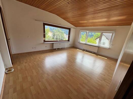 Wohnung zur Miete 1.050 € 4 Zimmer 118 m² frei ab sofort Scheuern Gernsbach 76593