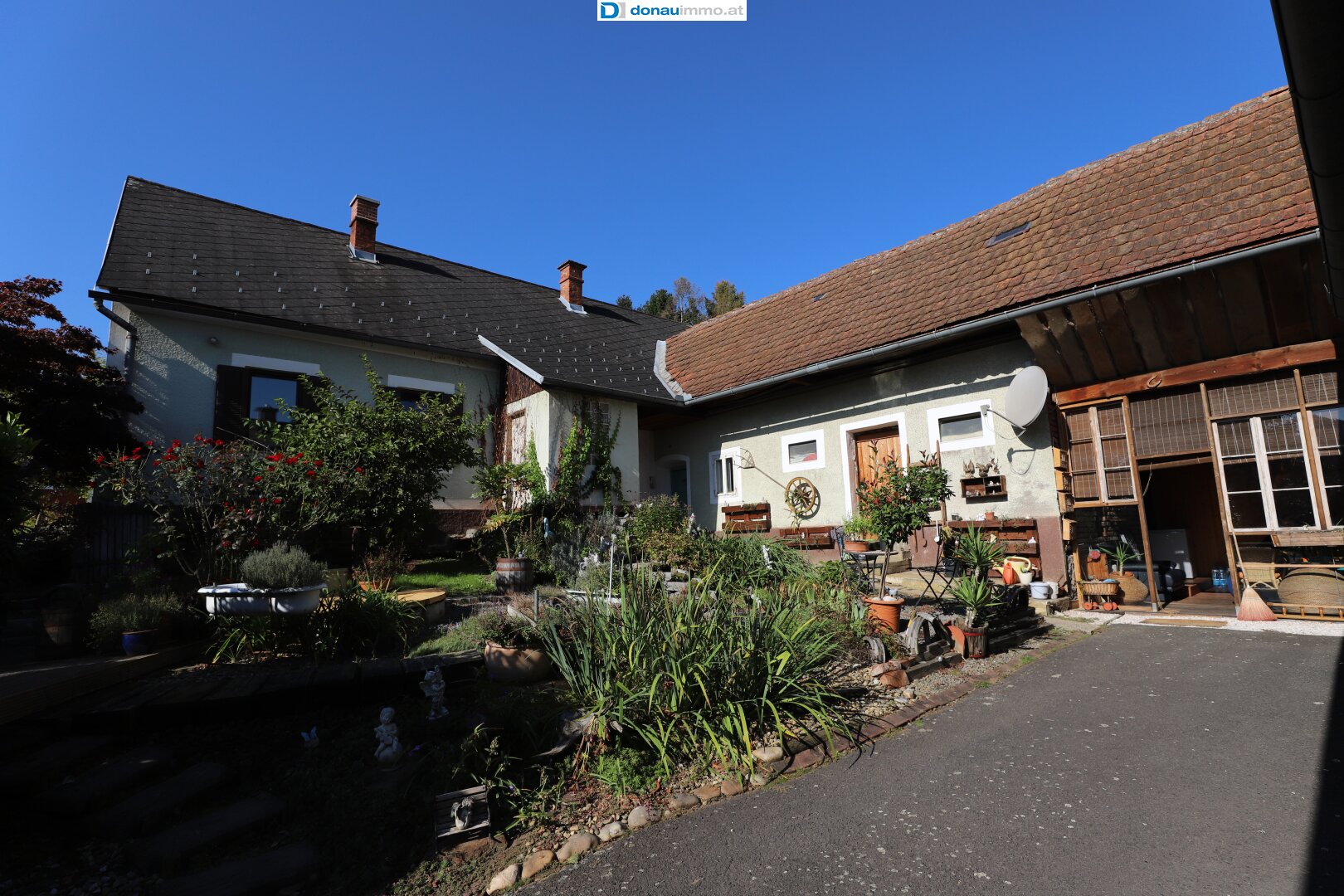 Mehrfamilienhaus zum Kauf 700.000 € 7,5 Zimmer 160 m²<br/>Wohnfläche 2.712 m²<br/>Grundstück Feldbach 8330