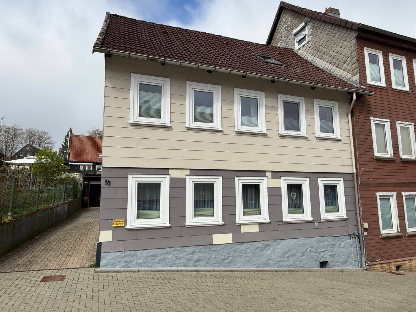 Einfamilienhaus zum Kauf - Ansicht 2