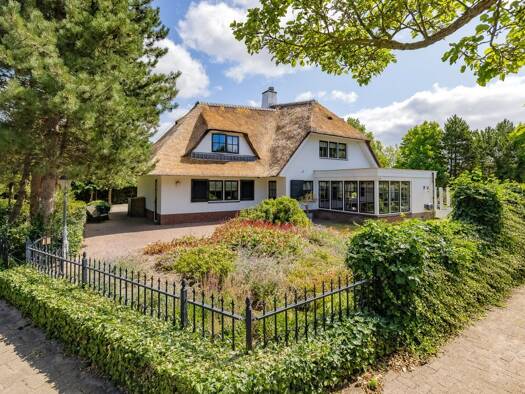 Villa zum Kauf 1.950.000 € 8 Zimmer 401 m² 1.900 m² Grundstück zeester 97 Katwijk 2221 KX