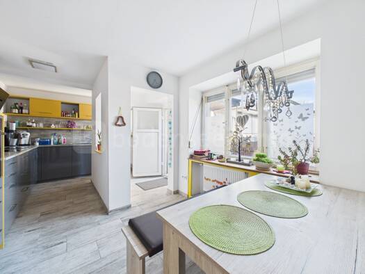 Doppelhaushälfte zum Kauf 369.000 € 5 Zimmer 135 m² 411 m² Grundstück Mühlhausen Mühlhausen-Ehingen 78259