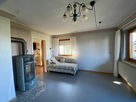 Einfamilienhaus zum Kauf 610.000 € 9 Zimmer 242 m² 2.081 m² Grundstück Bergfelden Sulz am Neckar 72172