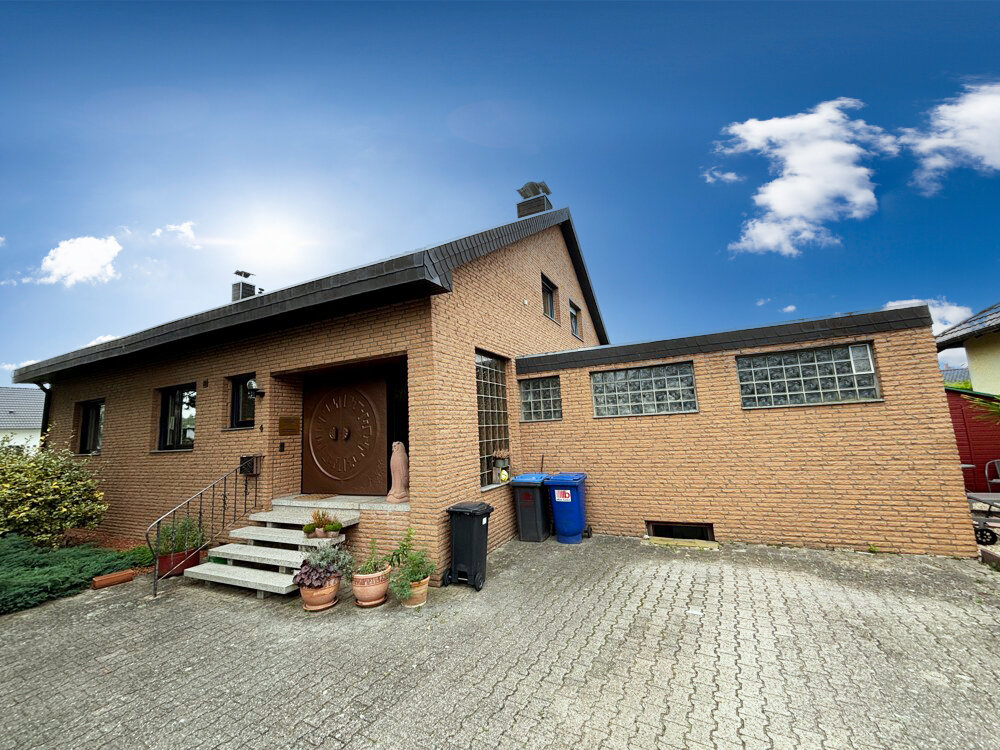 Einfamilienhaus zum Kauf 680.000 € 7 Zimmer 300 m²<br/>Wohnfläche 580 m²<br/>Grundstück Lambsheim 67245