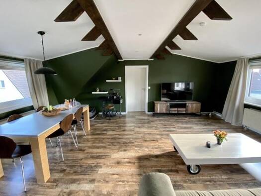 Wohnung zur Miete 1.100 € 3 Zimmer 135 m² 1. Geschoss Alter Hof 9 Veltenhof Braunschweig 38112