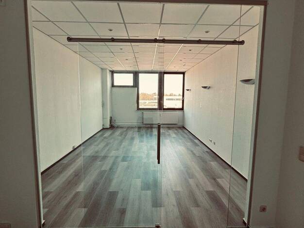 Bürofläche zur Miete 7,50 € 41 m² Bürofläche teilbar von 41 m² bis 110 m² Schenefeld 22869