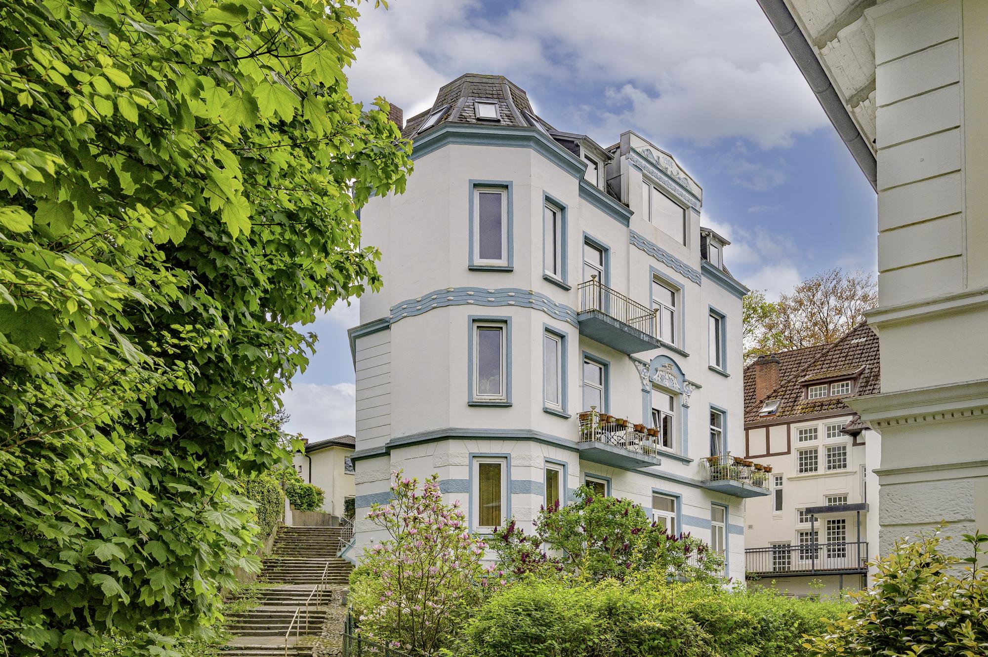 Mehrfamilienhaus zum Kauf 1.950.000 € 16 Zimmer 394 m²<br/>Wohnfläche 372 m²<br/>Grundstück Blankenese Hamburg 22587