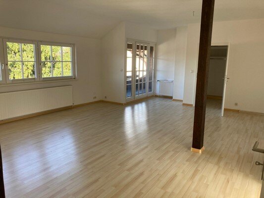 Wohnung zur Miete 800 € 4 Zimmer 100 m²<br/>Wohnfläche ab sofort<br/>Verfügbarkeit Mammolshainer Straße Wahlbezirk 22 Bad Homburg vor der Höhe 61350