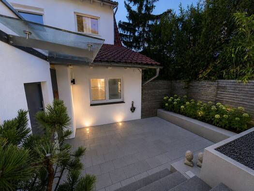 Wohnung zum Kauf 2.300.000 € 6 Zimmer 251 m² EG Nord Nord 70192