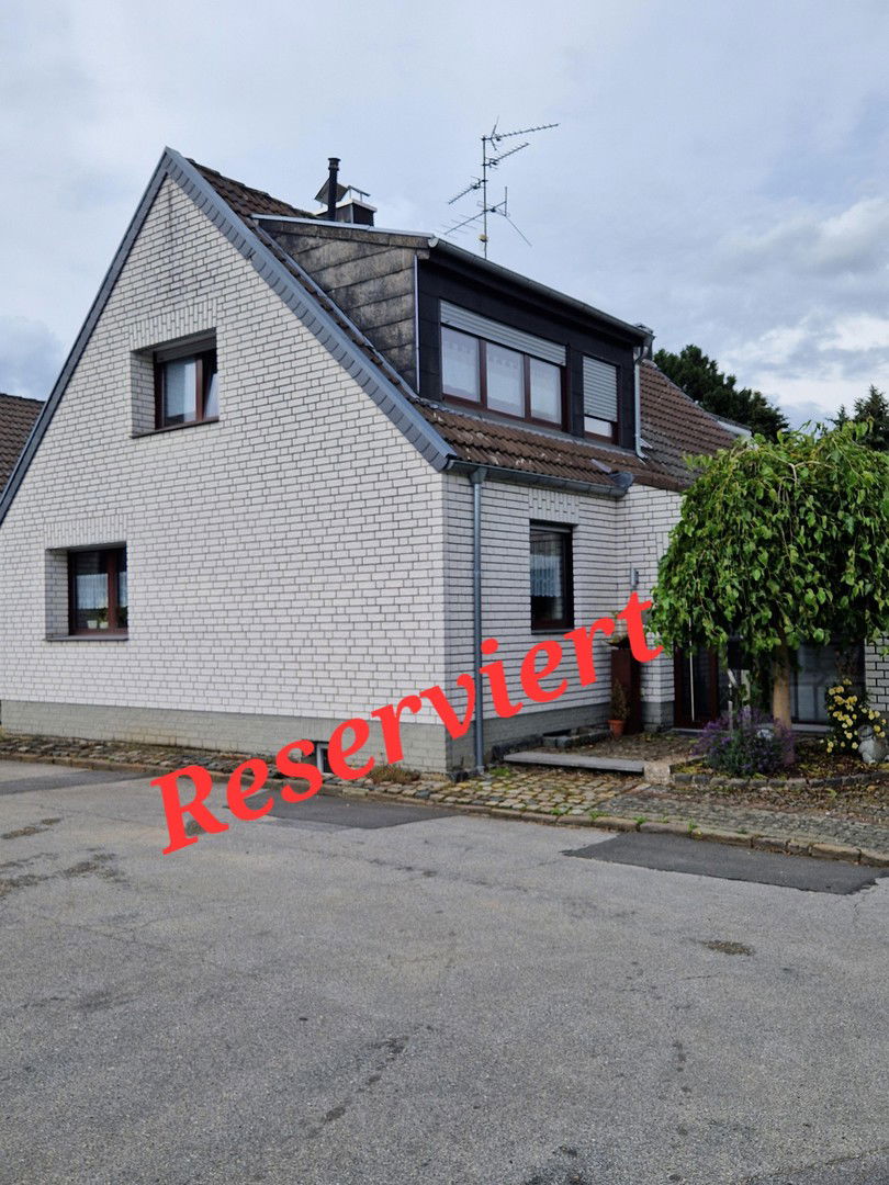 Einfamilienhaus zum Kauf provisionsfrei 385.000 € 7 Zimmer 150 m²<br/>Wohnfläche 1.026 m²<br/>Grundstück Begau Alsdorf 52477