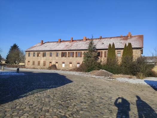 Mehrfamilienhaus zum Kauf provisionsfrei 170.000 € 10 Zimmer 696 m² Südgröninger Tor 5 Gröningen 39397