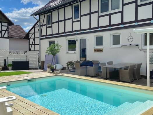 Einfamilienhaus zum Kauf 690.000 € 8 Zimmer 222,2 m² 359 m² Grundstück Rengershausen Baunatal / Rengershausen 34225