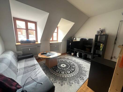 Wohnung zur Miete 450 € 1 Zimmer 36,6 m² Altstadt Landshut 84028