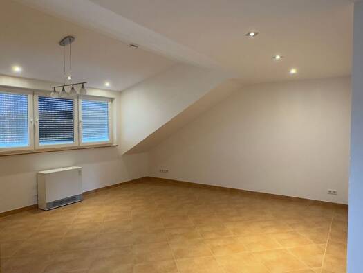 Wohnung zur Miete 780 € 4 Zimmer 74 m² Geschoss 3/4 frei ab sofort Reihen Sinsheim 74889