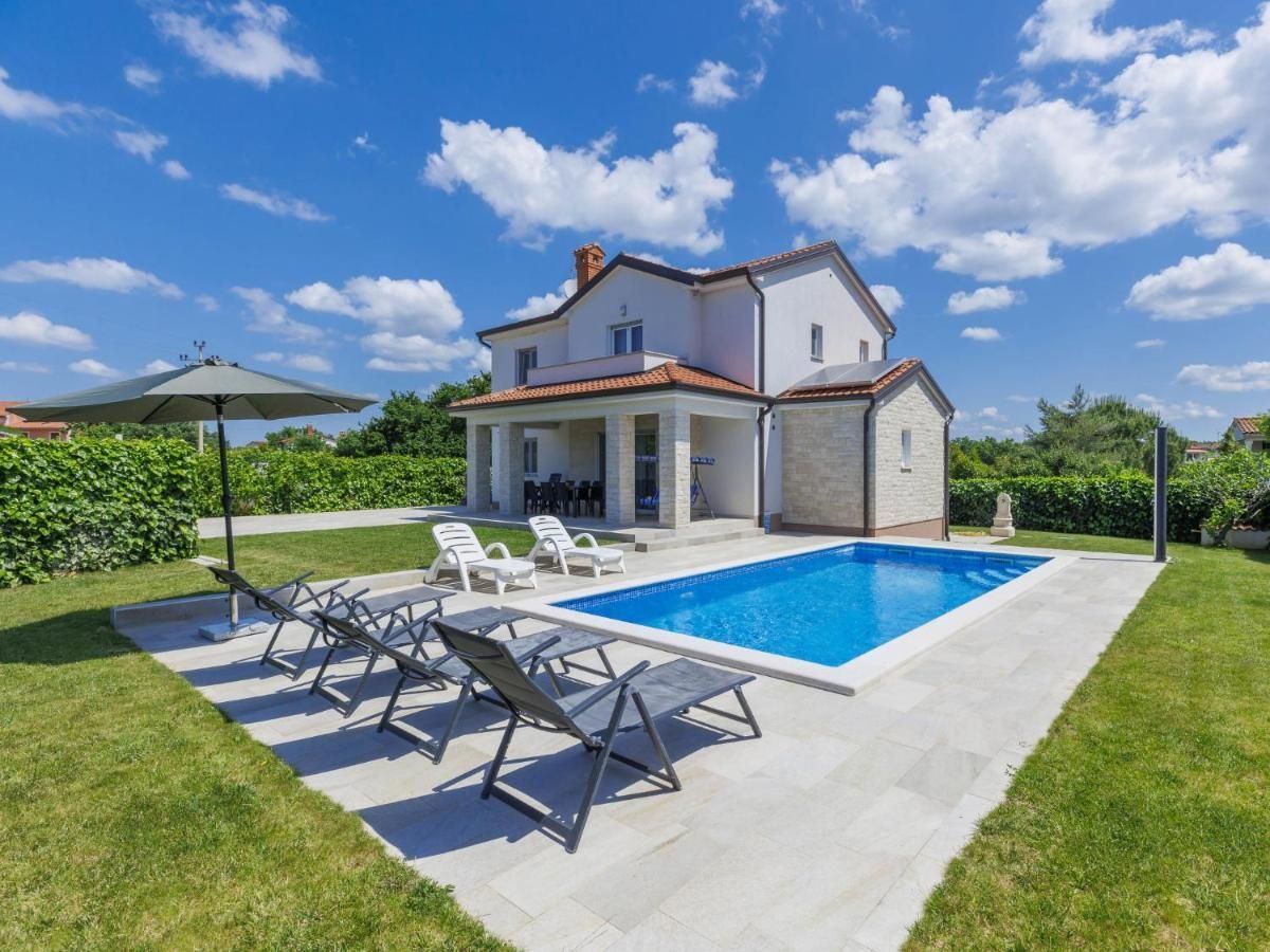 Haus zum Kauf 620.000 € 4 Zimmer 150 m²<br/>Wohnfläche 650 m²<br/>Grundstück Porec center