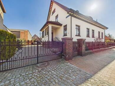 Einfamilienhaus zum Kauf 599.000 € 9 Zimmer 352,8 m² 972 m² Grundstück Kremmen Kremmen 16766