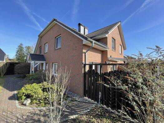 Doppelhaushälfte zum Kauf 465.000 € 4 Zimmer 122 m² 350 m² Grundstück Kaltenkirchen 24568