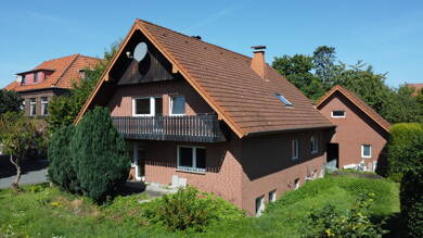 Mehrfamilienhaus zum Kauf 369.000 € 8 Zimmer 210,6 m² 806 m² Grundstück Oberntudorf Salzkotten / Niederntudorf 33154