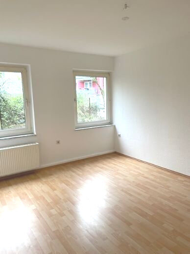 Wohnung zur Miete 550 € 4 Zimmer 78 m²<br/>Wohnfläche EG<br/>Geschoss ab sofort<br/>Verfügbarkeit Rott Wuppertal 42283