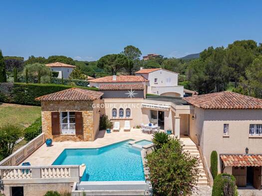 Haus zum Kauf 1.079.000 € 136 m² 1.168 m² Grundstück Aiguebonne Saint-Raphaël 83700