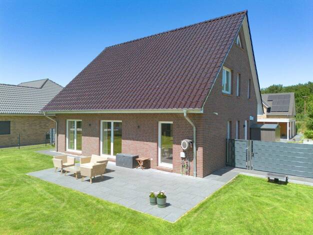 Haus zum Kauf 795.000 € 5 Zimmer 164 m² 736 m² Grundstück Bad Bramstedt 24576