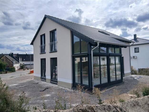Haus zum Kauf provisionsfrei 1 Zimmer 141 m² 650 m² Grundstück Blieskastel Blieskastel 66440