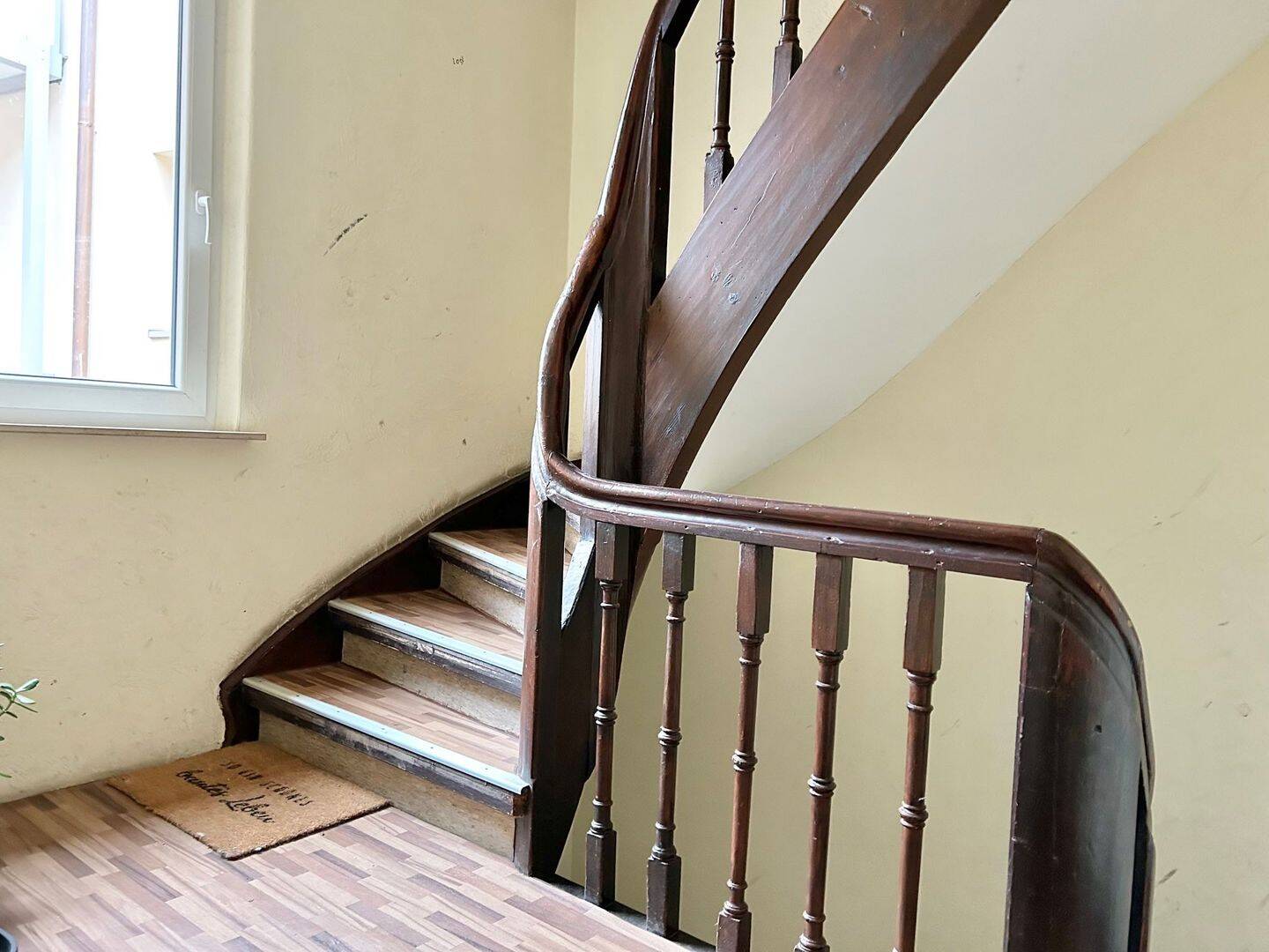 Property thumbnail 2