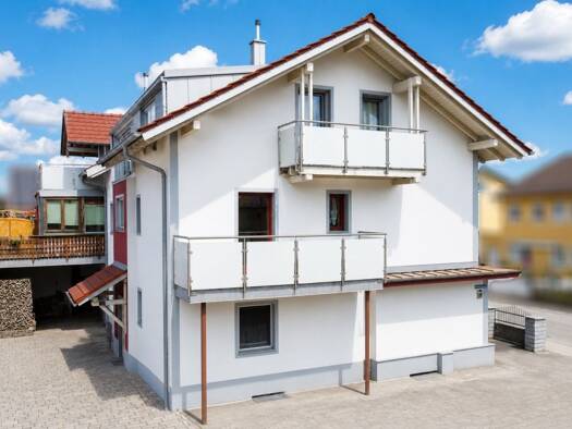 Mehrfamilienhaus zum Kauf als Kapitalanlage geeignet 999.000 € 14 Zimmer 507,8 m² 440 m² Grundstück Emmerting 84547