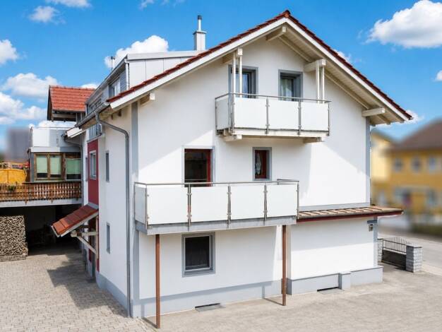 Mehrfamilienhaus zum Kauf als Kapitalanlage geeignet 999.000 € 14 Zimmer 507,8 m² 440 m² Grundstück Emmerting 84547