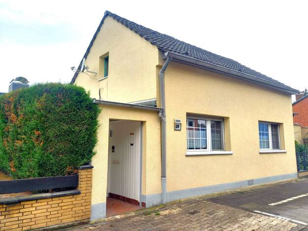 Sonstiges zum Kauf als Kapitalanlage geeignet 260.000 € 3 Zimmer 99 m² 373,3 m² Grundstück Arnoldsweiler Düren 52353