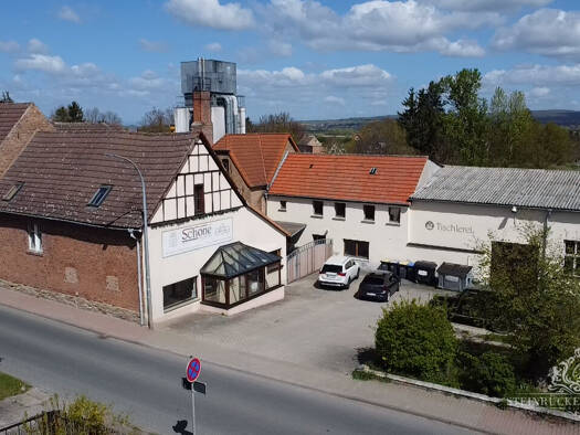 Haus zum Kauf 269.000 € 11 Zimmer 286 m² 5.224 m² Grundstück Wiehe Wiehe 06571