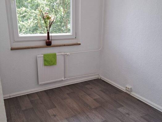 Wohnung zur Miete 369 € 3 Zimmer 71 m² 3. Geschoss Stadtbadstraße 33 Thalheim/Erzgebirge 09380