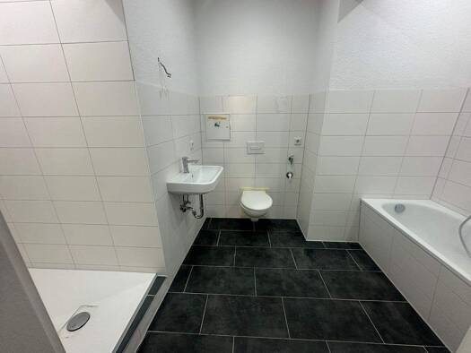 Wohnung zur Miete 849 € 4 Zimmer 80 m² EG frei ab sofort Salinenstraße 150 Ilversgehofen Erfurt 99089