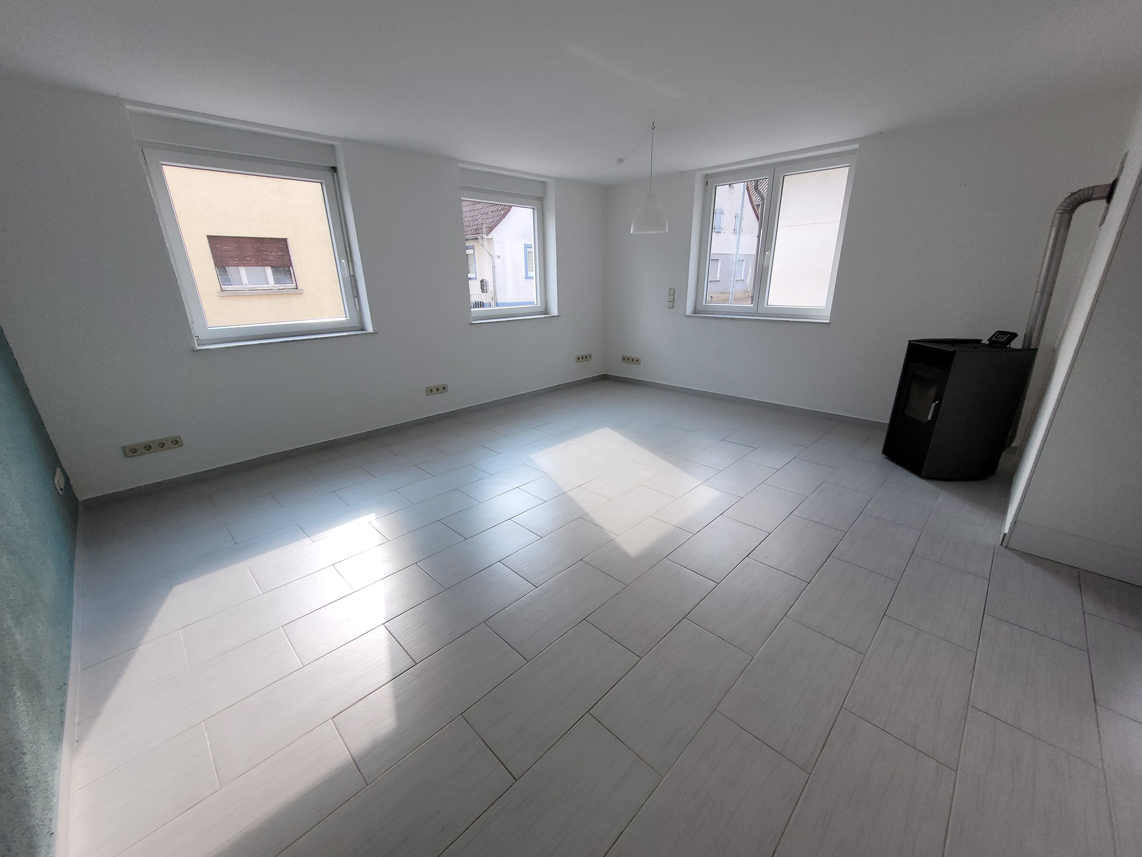 Mehrfamilienhaus zum Kauf 725.000 € 5,5 Zimmer 300 m²<br/>Wohnfläche 349 m²<br/>Grundstück Bietigheim 76467