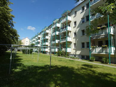 Wohnung zur Miete 367 € 3 Zimmer 57,3 m² 3. Geschoss frei ab sofort J.-R.-Becher-Straße 65 Bautzen Bautzen 02625