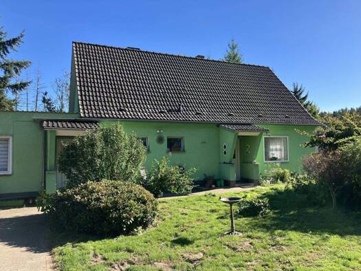 Einfamilienhaus zum Kauf 135.000 € 7 Zimmer 140 m² 940 m² Grundstück Demmin 17109
