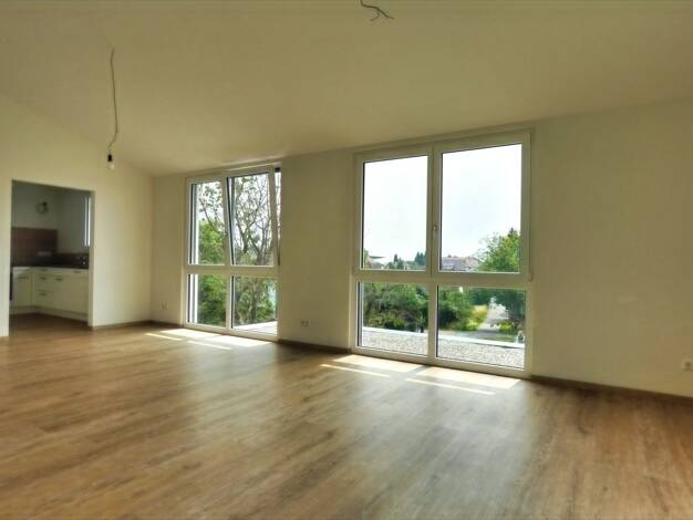 Wohnung zur Miete 1.425 € 3,5 Zimmer 107 m² frei ab sofort Kippenhausen Immenstaad 88090