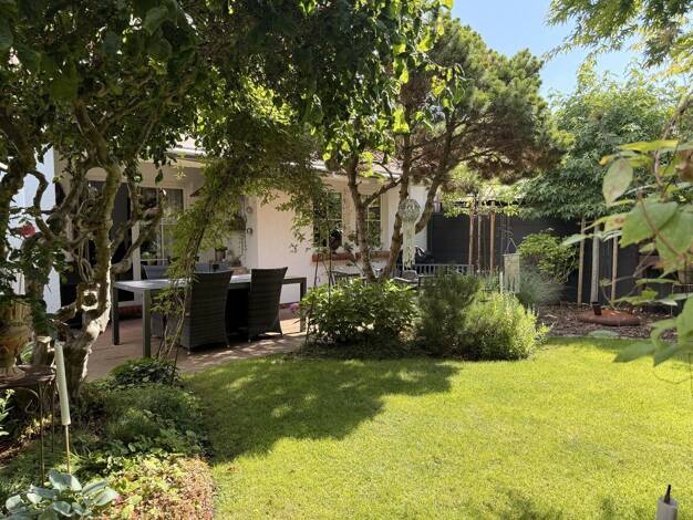 Doppelhaushälfte zum Kauf 479.000 € 5 Zimmer 141 m² 359 m² Grundstück frei ab 01.09.2026 Kirchweyhe Weyhe / Kirchweyhe 28844