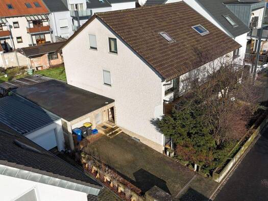 Mehrfamilienhaus zum Kauf 12 Zimmer 270 m² 561 m² Grundstück frei ab sofort Thüngersheim 97291