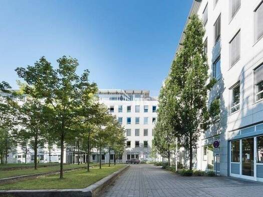 Büro zur Miete provisionsfrei 11 € 1.066 m² Bürofläche teilbar ab 283 m² Schafhof Nürnberg 90411