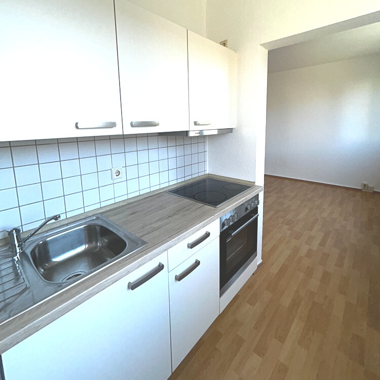 Wohnung zur Miete 275 € 2 Zimmer 41,7 m²<br/>Wohnfläche 3.<br/>Geschoss Nemsdorfer Weg 24 Querfurt Querfurt 06268