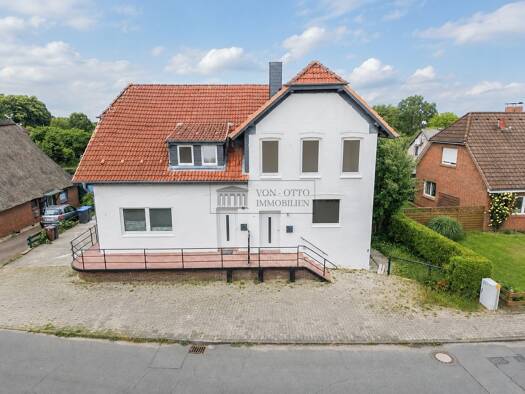 Mehrfamilienhaus zum Kauf 425.000 € 12 Zimmer 311 m² 741 m² Grundstück Schulstraße 16 Hohenaspe 25582