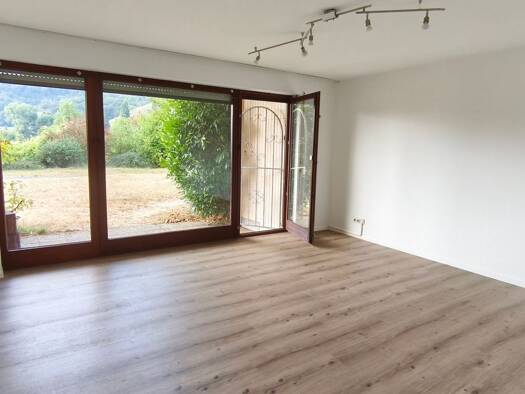 Wohnung zur Miete 520 € 1 Zimmer 35 m² frei ab sofort Kohlfirststraße 11 Büsingen am Hochrhein 78266