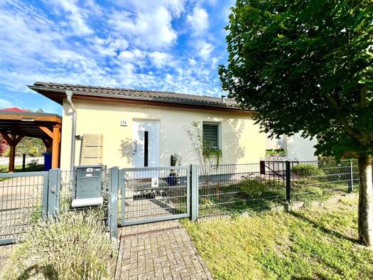 Bungalow zum Kauf 395.000 € 3 Zimmer 100 m² 498 m² Grundstück Strausberg 15344