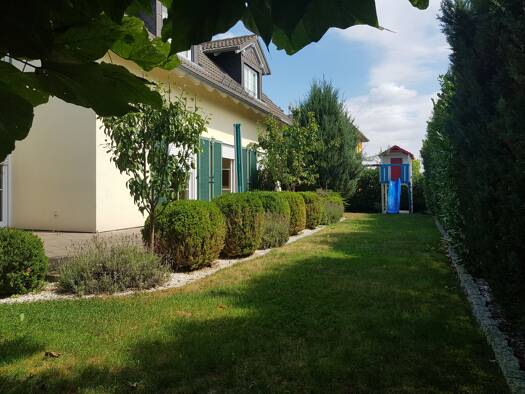 Einfamilienhaus zum Kauf provisionsfrei 629.000 € 6 Zimmer 170 m² 550 m² Grundstück frei ab sofort Am Wall Radeberg Radeberg 01454