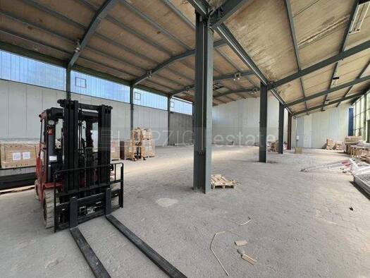 Lagerhalle zur Miete 4 € 800 m² Lagerfläche Gutenbergstraße 8 Böhlitz-Ehrenberg Leipzig / Böhlitz-Ehrenberg 04178