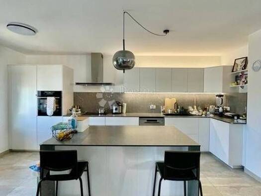 Wohnung zum Kauf 5 Zimmer 162 m² 2. Geschoss Marinici, Viskovo Viškovo