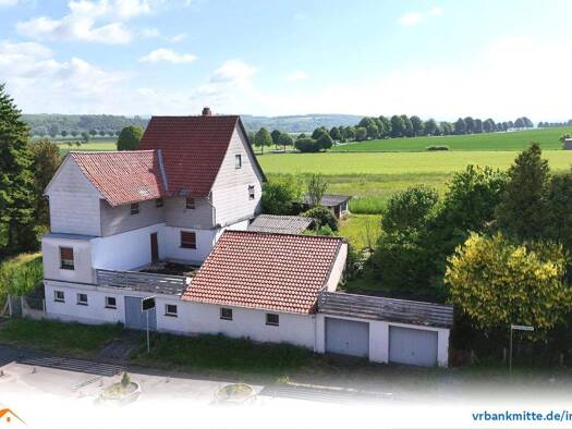 Einfamilienhaus zum Kauf 95.000 € 7 Zimmer 143 m² 1.977 m² Grundstück Hammenstedt Northeim 37154