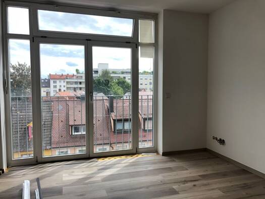 Wohnung zur Miete 1.350 € 3,5 Zimmer 84 m² Geschoss 3/4 frei ab 01.09.2026 Schützenstraße 3 Stadtmitte Neu-Ulm 89231