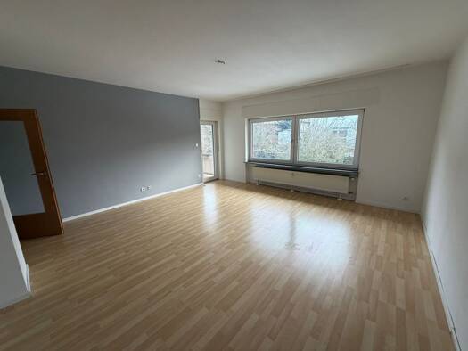 Wohnung zur Miete 1.450 € 4 Zimmer 104 m² Geschoss 1/2 frei ab sofort Obernhain Wehrheim 61273