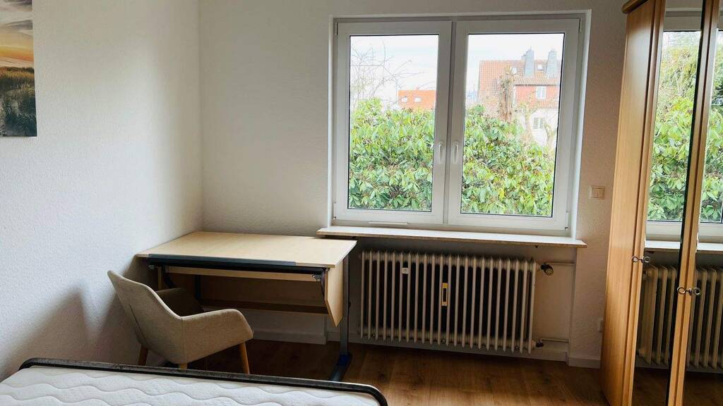 WG-Zimmer zur Miete 500 € 12 m² 1. Geschoss frei ab 01.12.2026 Königsteiner Str. 5 Eschborn 65760